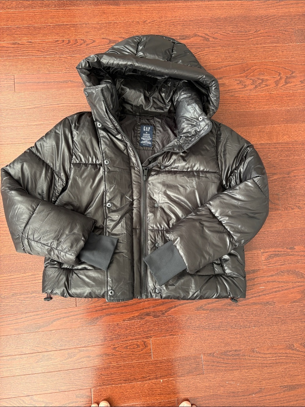 GAP Shiny Black Hooded Puffer Jacket - Women’s Medium